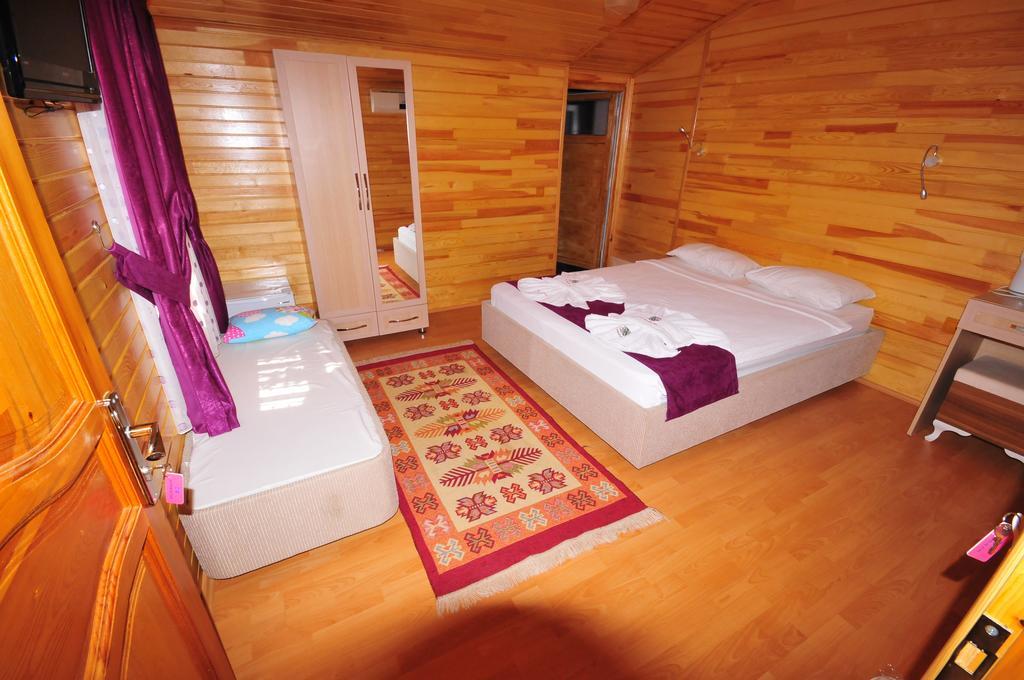 Ikiz Pension Bungalow Çıralı Bilik gambar